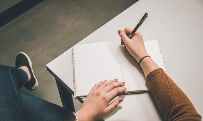 OMNES Education lance le Village de l'orientation au cœur de ses campus (c) Unsplash