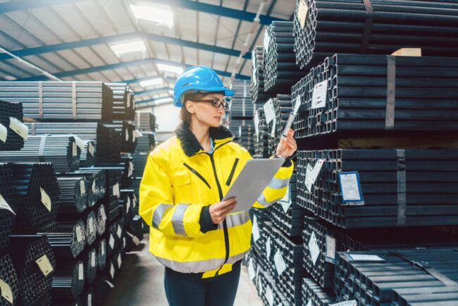 KEDGE et First Education Online lancent une formation certifiante 100 % en ligne dédiée à la Supply Chain digitale (c) Unsplash +