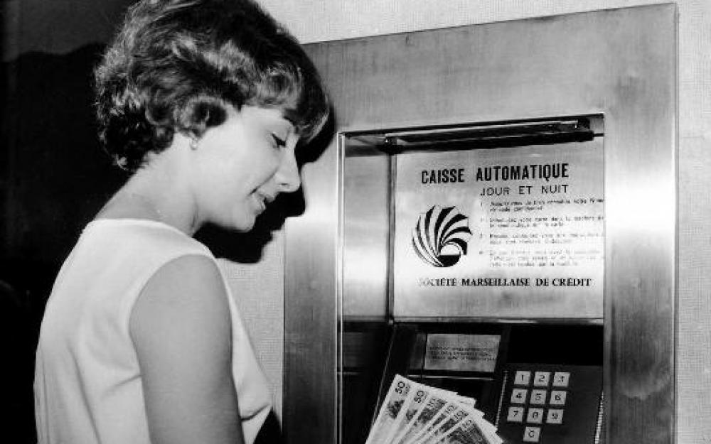 13 juillet 1965 - 13 juillet 2016 : 51 ans de liberté bancaire pour les femmes