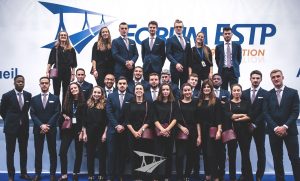 Après l’équipe 2018 (en photo), c’est à la nouvelle équipe de prendre la relève et de préparer la 40e édition ! ©Forum ESTP